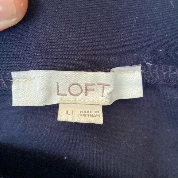 Loft size large tall navy skirt - Picture 2 of 4